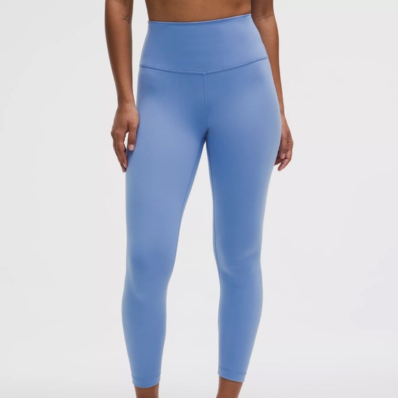 lululemon athletica Pants - lululemon athletica High-Rise Leggings - Periwinkle/blue size 6 cropped